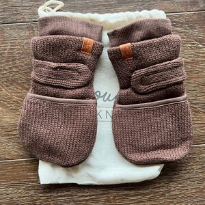 NEW Goumi Kids Hide Knit Baby Mitts 3-6 mo Organic Cotton Gloves Brown Mittens